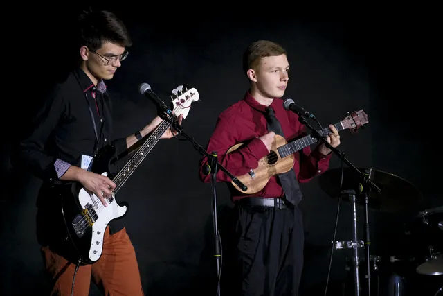 Duet z gitarą basową i ukulele, 3. edycja koncertu charytatywnego